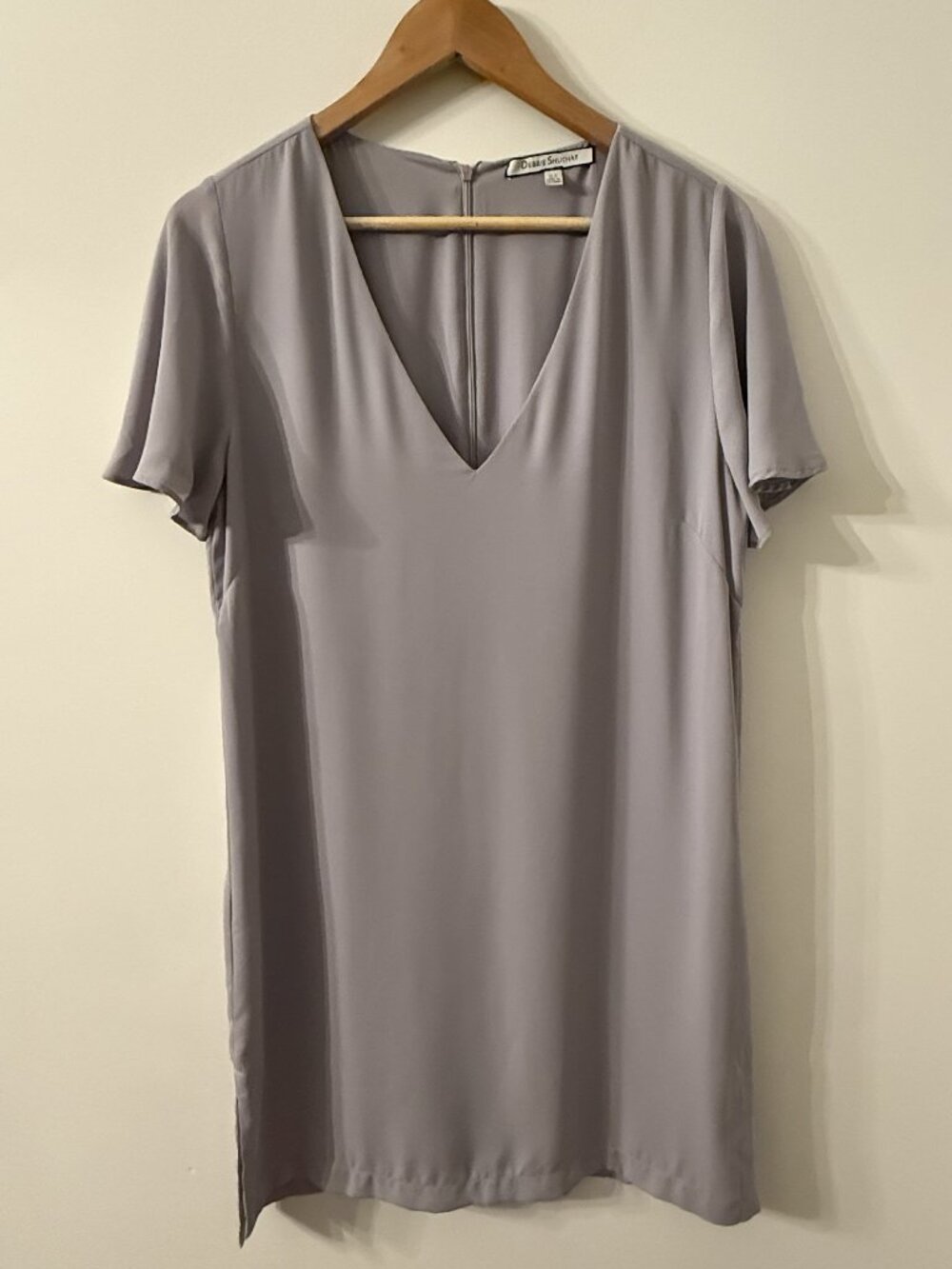 Debbie Shuchat Light Grey Silk V-neck Dress